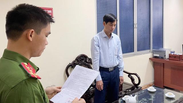 Bắt tạm giam Phó Giám đốc Sở Tài nguyên và Môi trường tỉnh Cao Bằng
