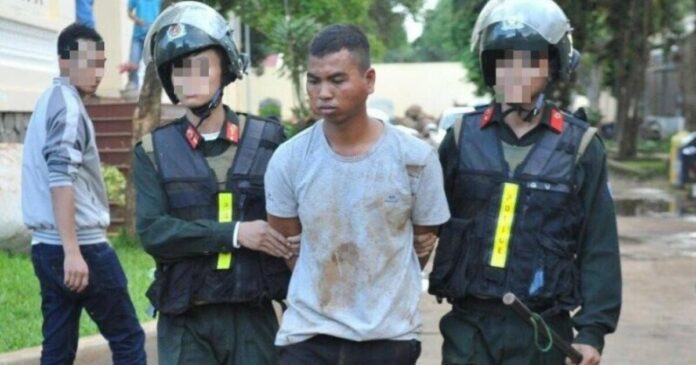 Khởi tố vụ án, bắt 75 người tội khủng bố