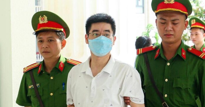 Công bố chứng cứ cáo buộc Hoàng Văn Hưng nhận