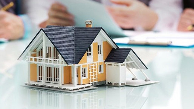 Anh trai cho em đất nhưng vợ anh muốn đòi lại có được không?