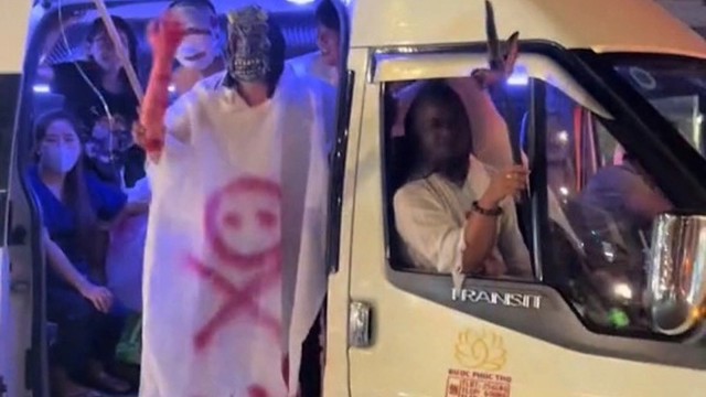 Xử phạt tài xế lái xe tang diễu phố đêm Halloween ở TP Hồ Chí Minh