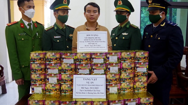 Pháo lậu – “sóng ngầm” nơi biên giới