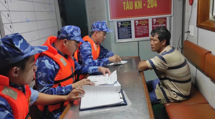 Thu giữ 200.000 lít dầu trái phép trên vùng biển Tây Nam