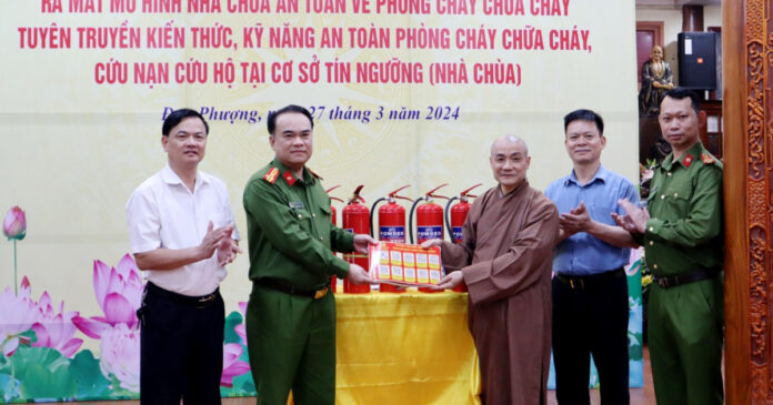 Đan Phượng ra mắt mô hình điểm “Nhà chùa an