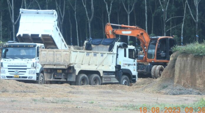 Khai thác đất trái phép chưa có dấu hiệu dừng lại